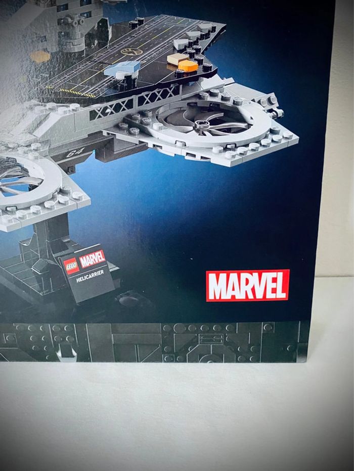 LEGO Marvel 76295 - L’Heliporteur des Avengers - Neuf et Scellé - photo numéro 3