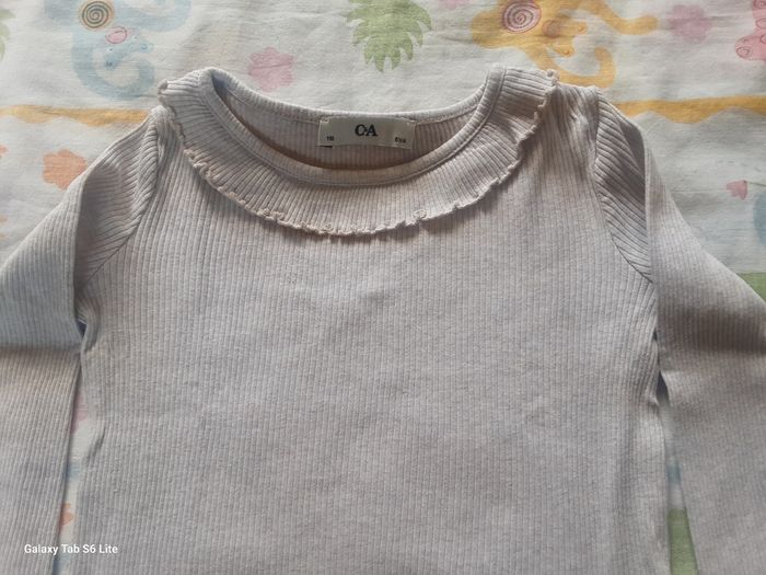 Thee shirt fille 5ans - photo numéro 2