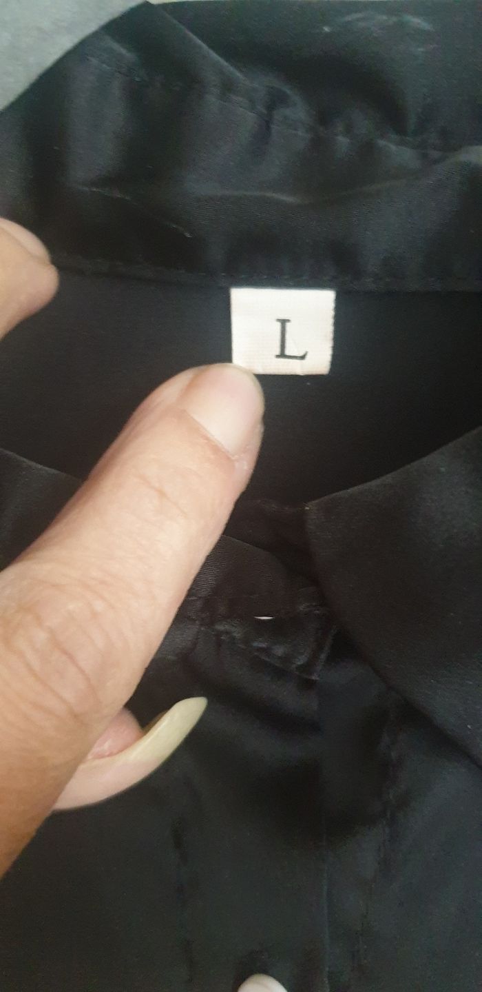 Chemise noir shein L - photo numéro 3