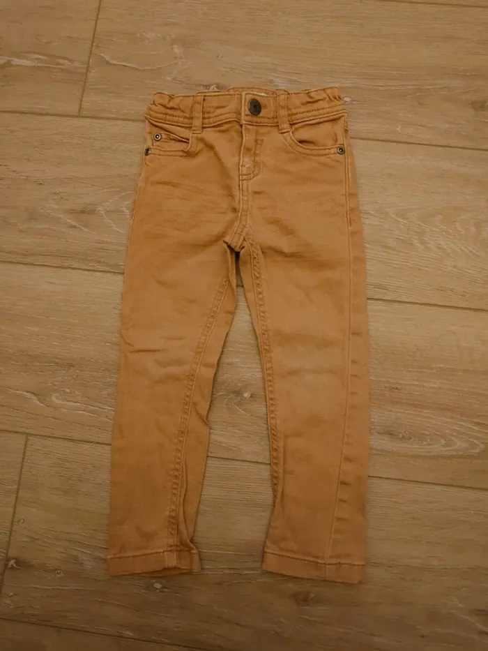 Lot 2 pantalons - photo numéro 2