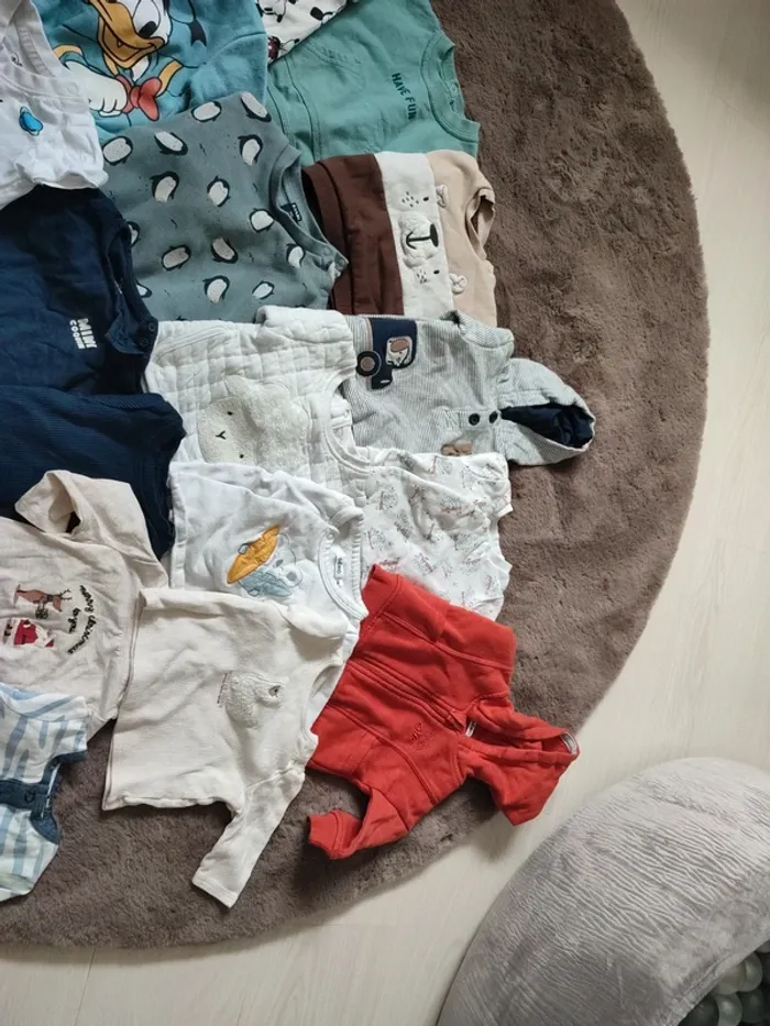 Lot hauts bébé - photo numéro 4