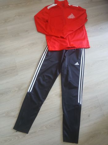 Survêtement adidas