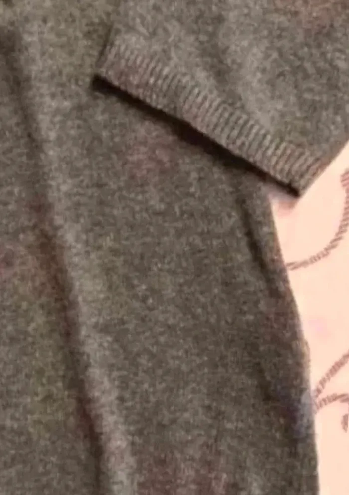 Pull  léger  in  extenso  12 ans  bon état - photo numéro 2