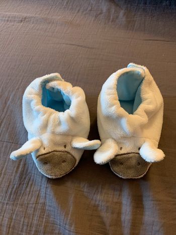 Chaussons enfants blancs