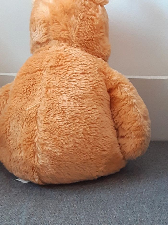 Peluche / doudou Disney Store Winnie L'ourson - photo numéro 10