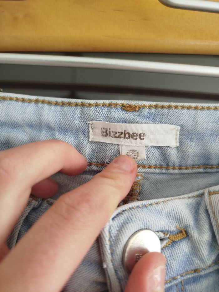 Jean skinny bleu clair bizzbee taille 36. - photo numéro 2