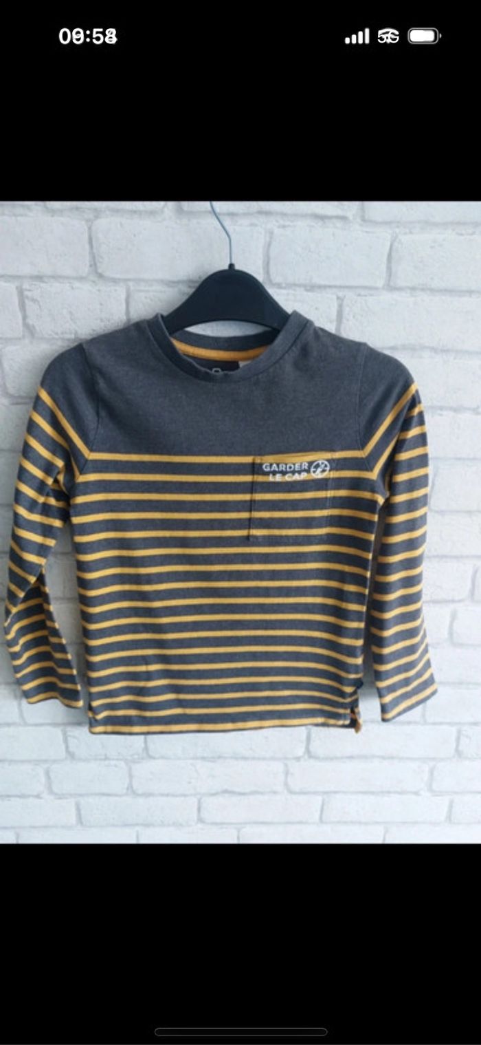 Tee-shirt manches longues Okaidi taille 8 ans