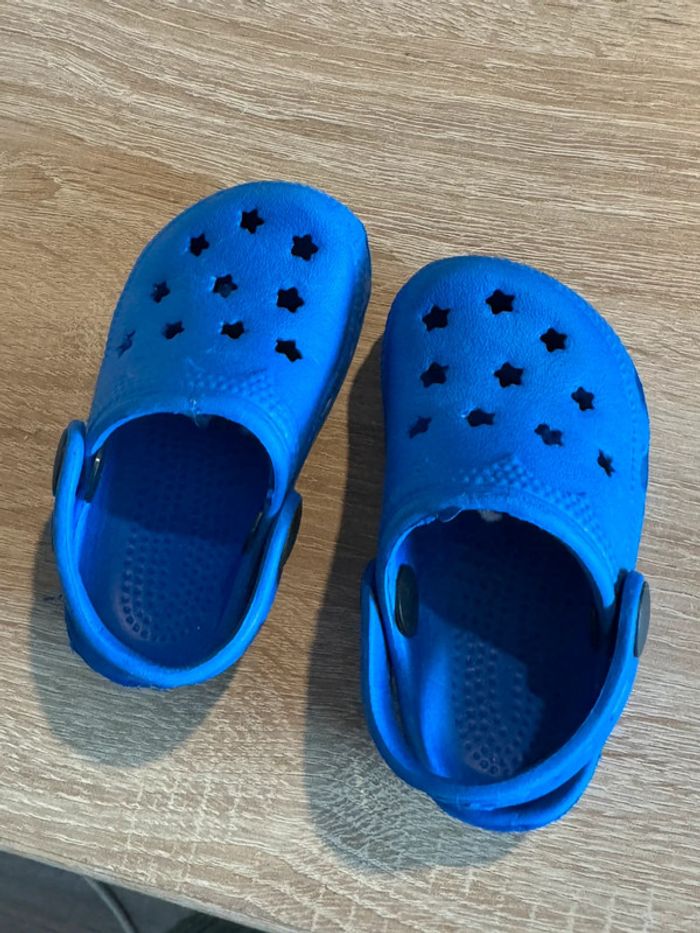 Crocs