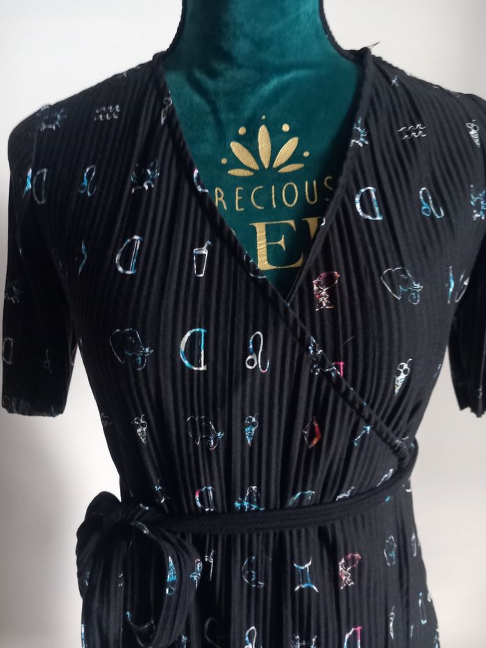 Robe portefeuille zodiaque Desigual 36 - photo numéro 2