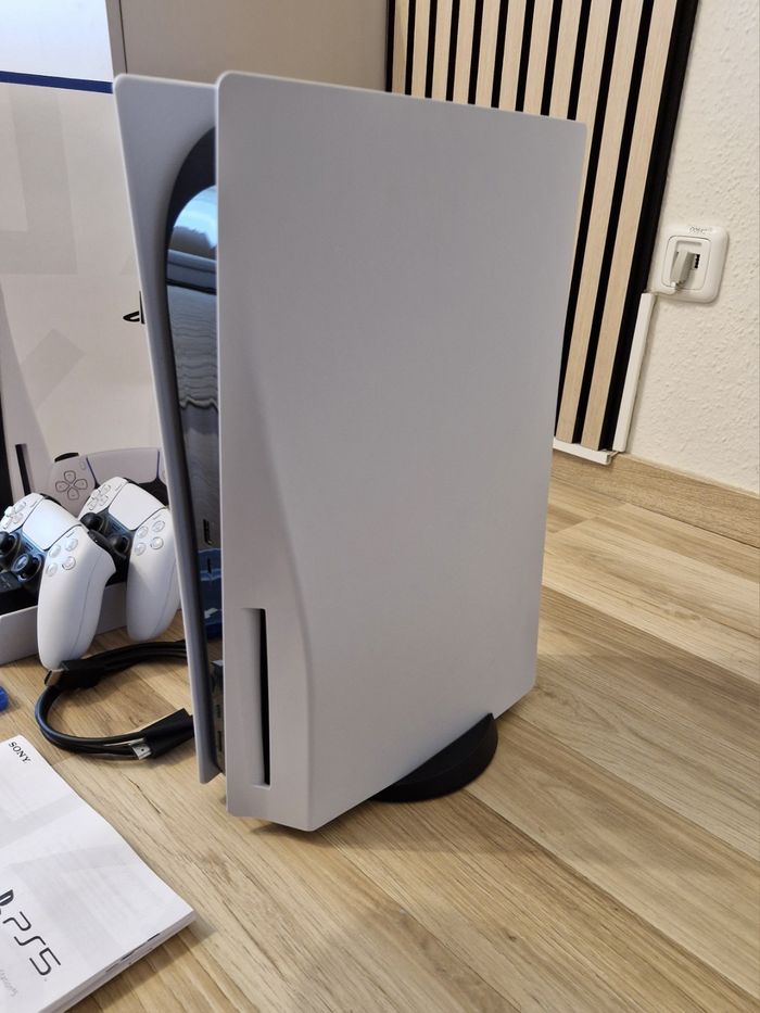 Sony PlayStation 5 - photo numéro 3