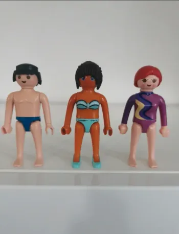 Playmobil lot personnage femme homme en maillot de bain