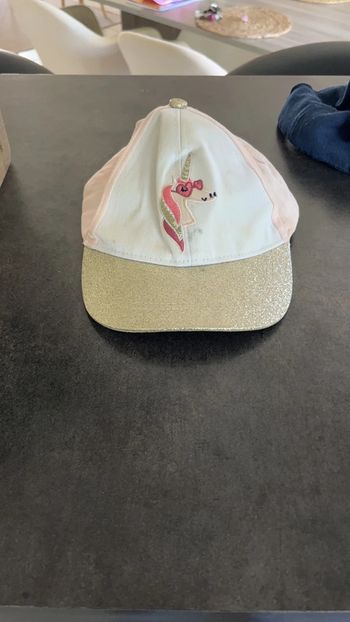 Casquette licorne 2/3 ans
