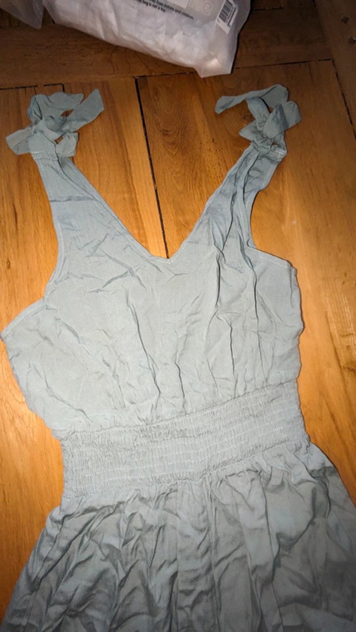 Combinaison avec épaules nues à nouer T.XS/36 jamais porté - photo numéro 8