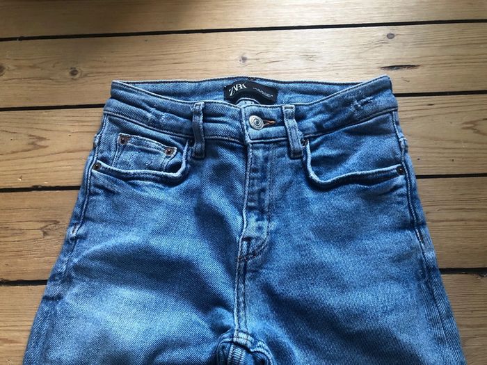 Jeans effet troué - photo numéro 4