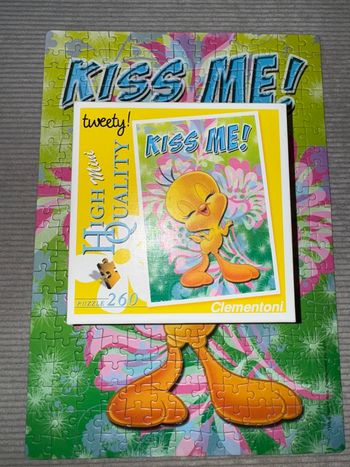 Puzzle Kiss Me !