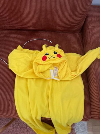 Pyjama 1 pièce pikachu taille unique