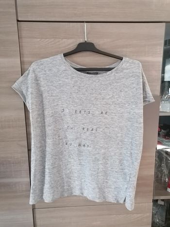 T-shirt yessica de chez c&a taille M