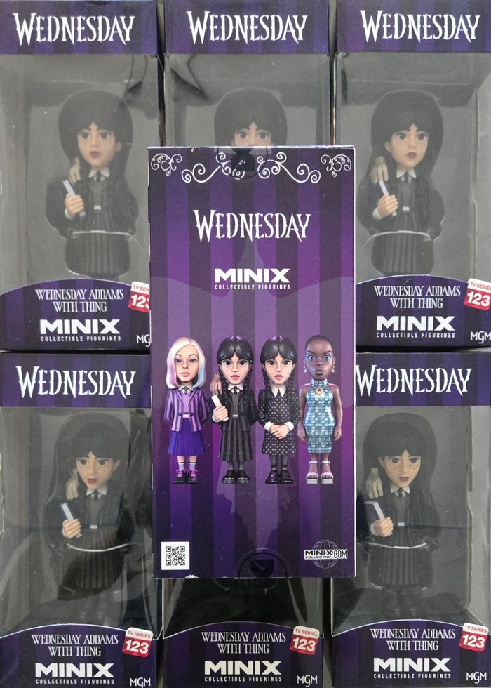 Mini Figurine Minix  Wednesday Addams With Thing (Tv Série 123) neuve sous scellé - photo numéro 3
