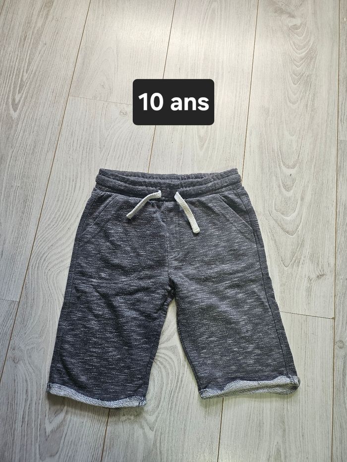 Short 10 ans tissaia