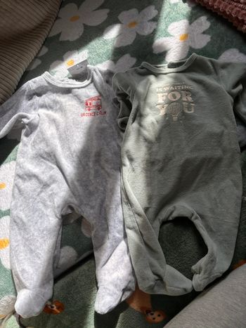 2 pijamas 3 mois
