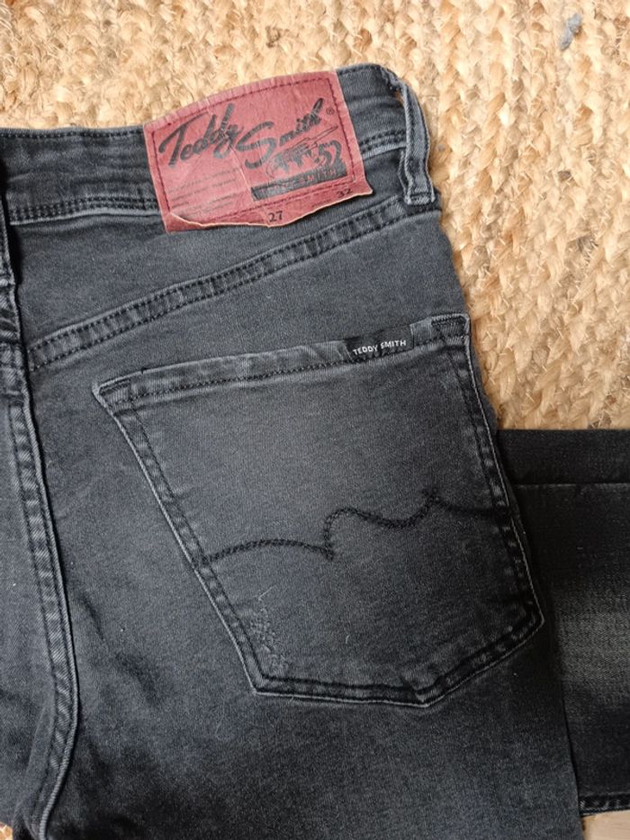 Jean noir Teddy Smith - photo numéro 3