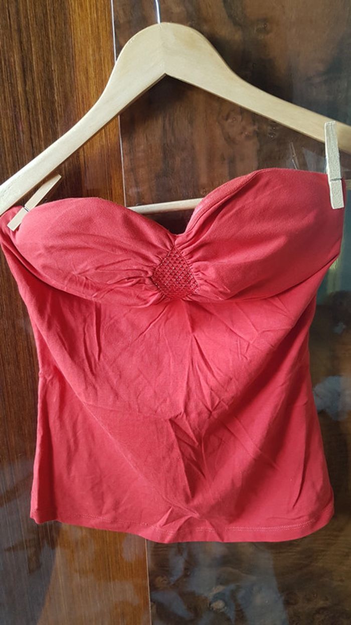 Bustier rouge avec strass