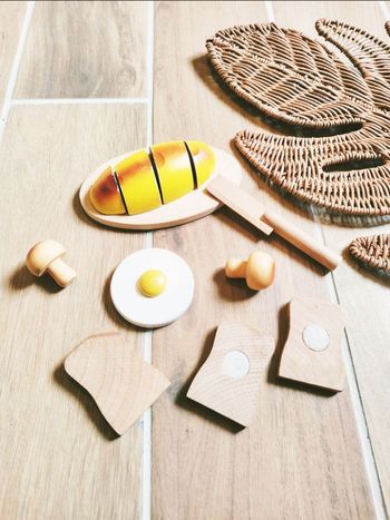 🥖Dinette pain et toast à scratch et aliments divers en bois marque Vilac