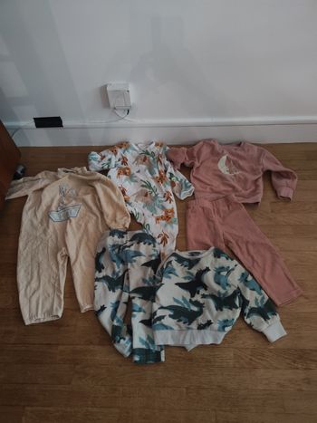 Lots de 4 pyjamas fille 24 mois 83/89 cm