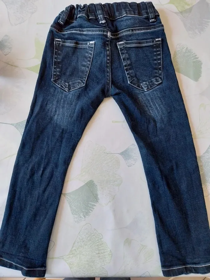 Lot de 2 jeans garçon 4 ans - photo numéro 3
