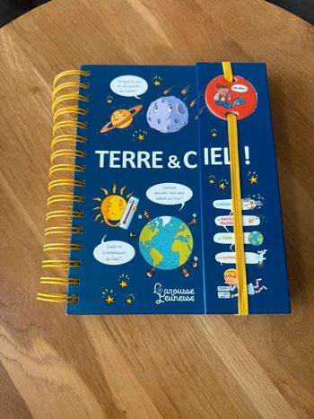 Livre Terre & Ciel Larousse jeunesse
