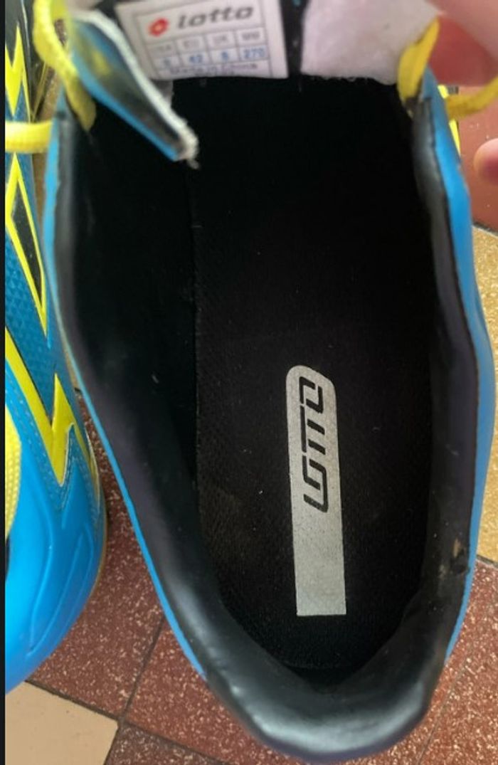 Crampons moulés 42 - photo numéro 4