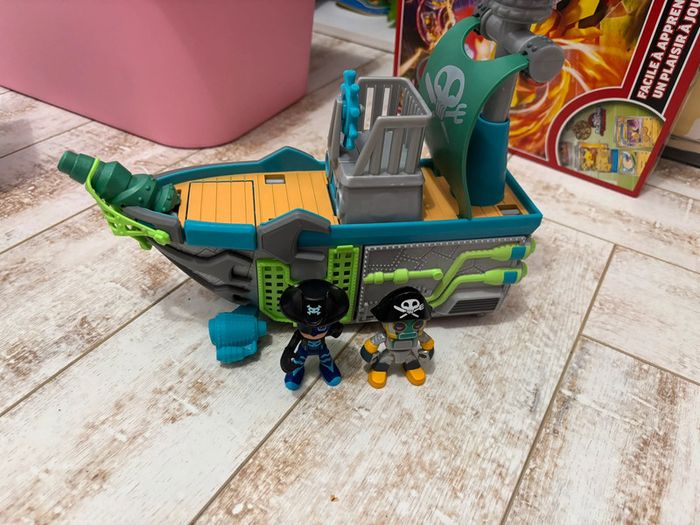 bateau pyjamasques et ses personnages