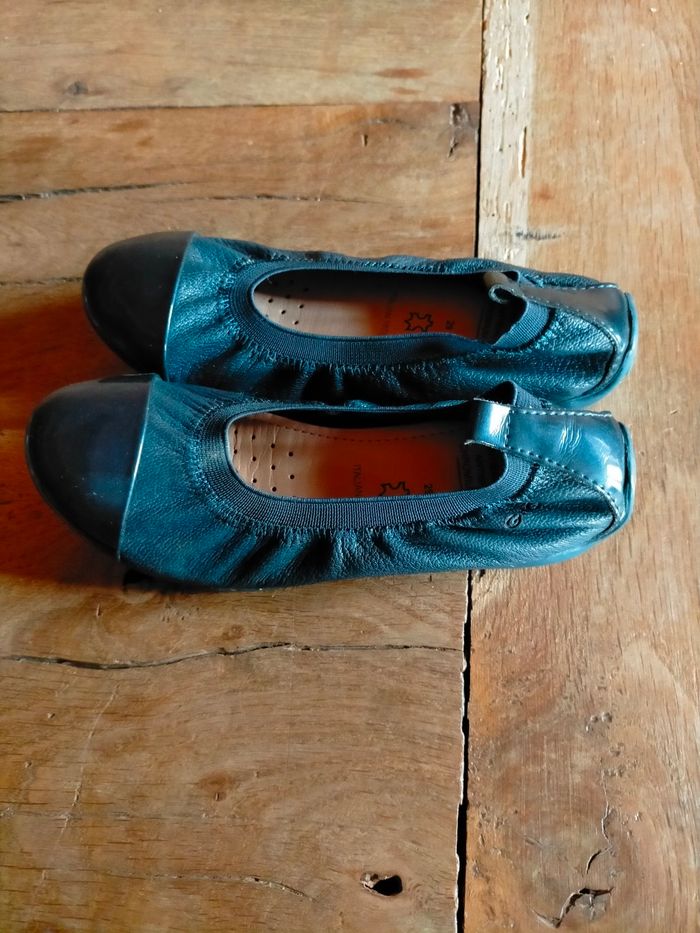 Ballerines Geox  pt  29 - photo numéro 2