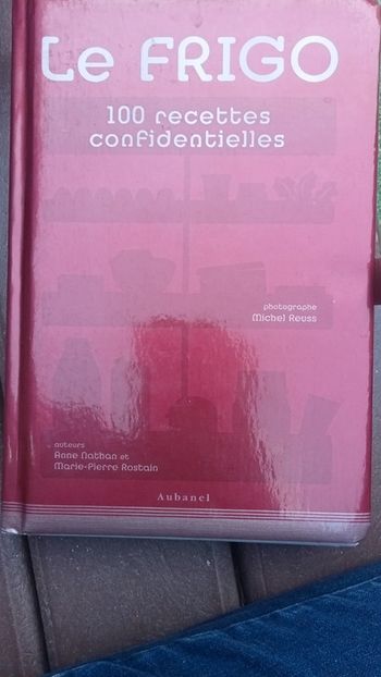 Livre de recettes 100 recettes confidentielles