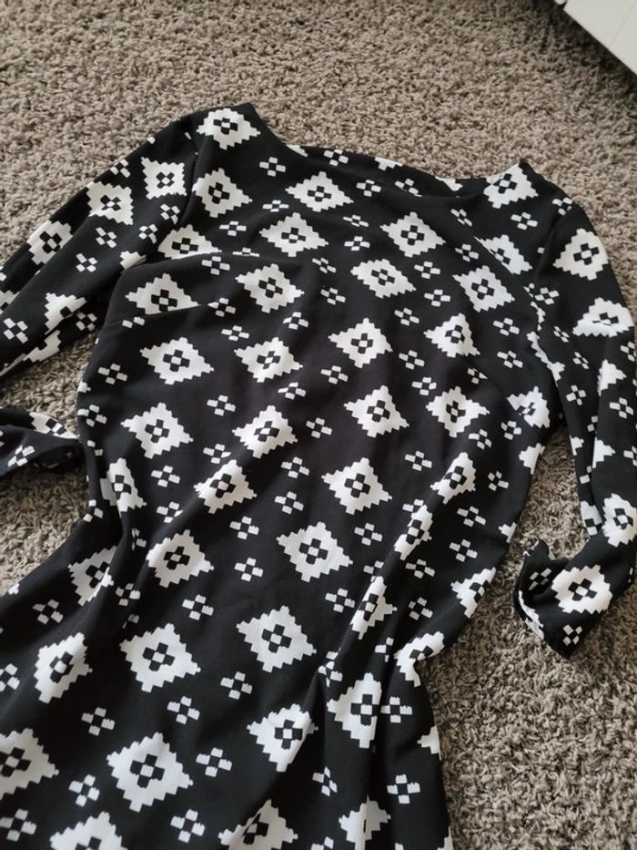 Robe taille S - photo numéro 2
