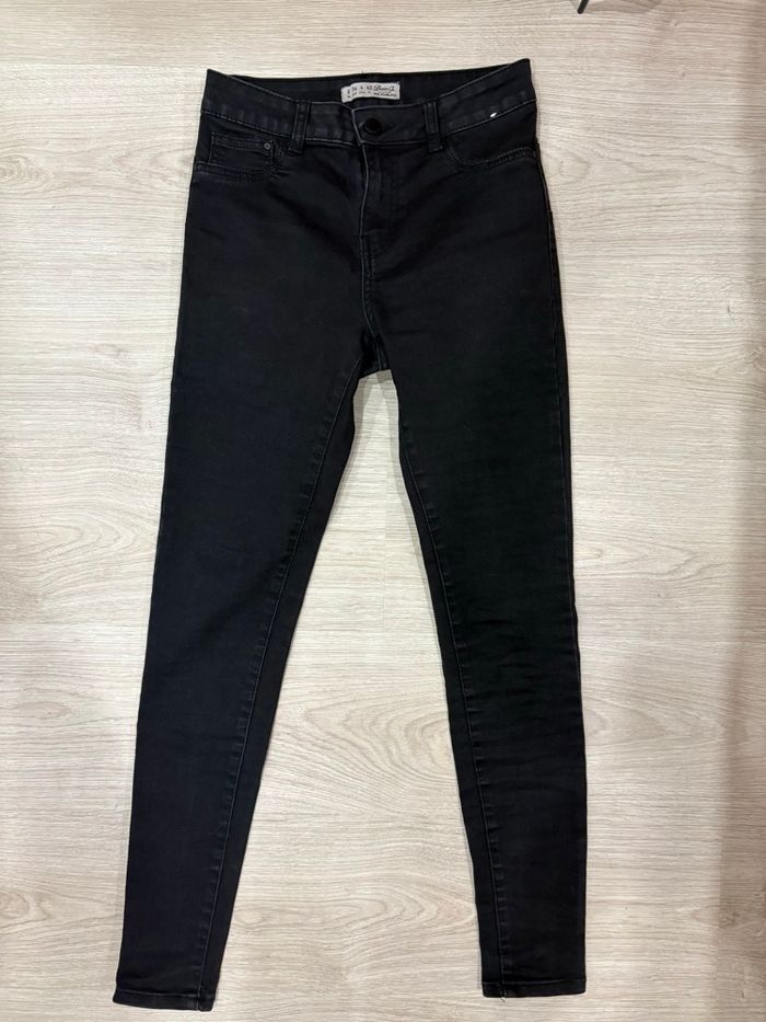 Pantalon jean noir - photo numéro 4