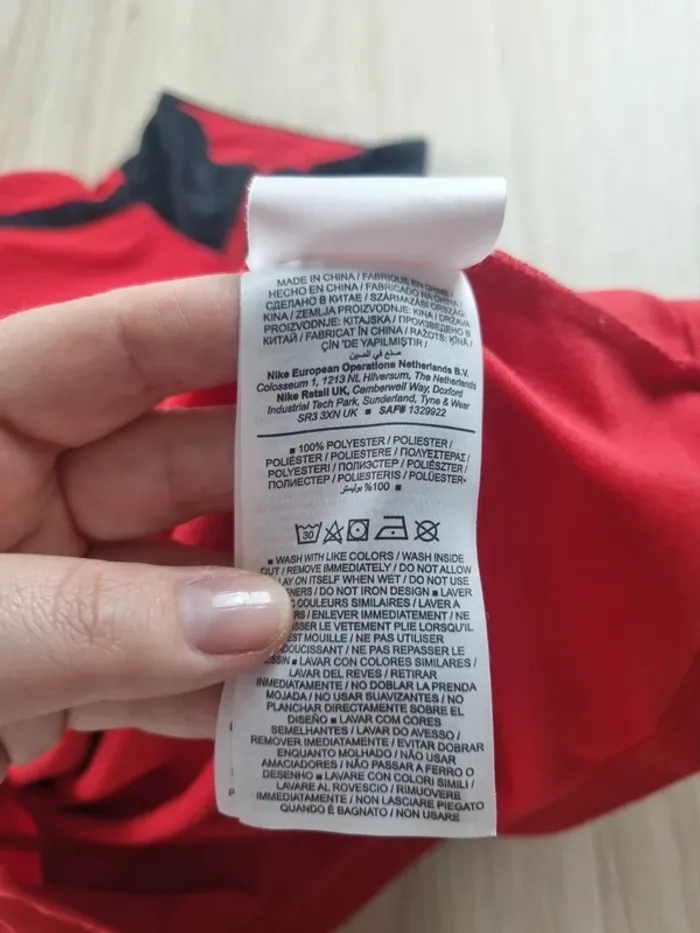 Ensemble jogging rouge/noir Nike Femme Taille S - photo numéro 8