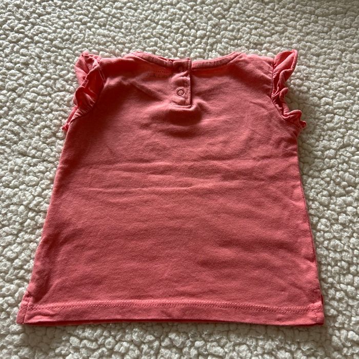 T-shirt rose avec des papillon - photo numéro 4