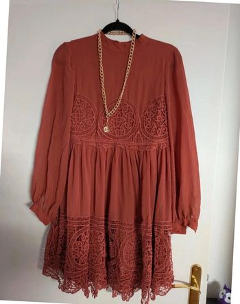 Robe boho chic avec broderies