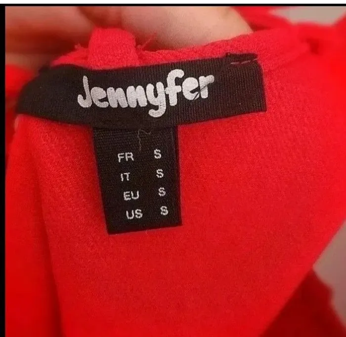 Robe rouge sexy - photo numéro 3