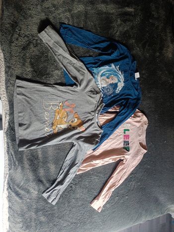 Lot 3 hauts de pyjama(fin) T6 ans en bon état
