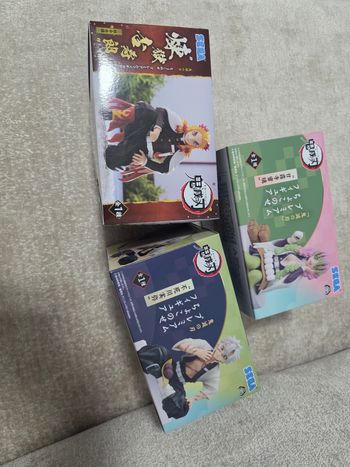 Lot de Figurines Demon Slayer