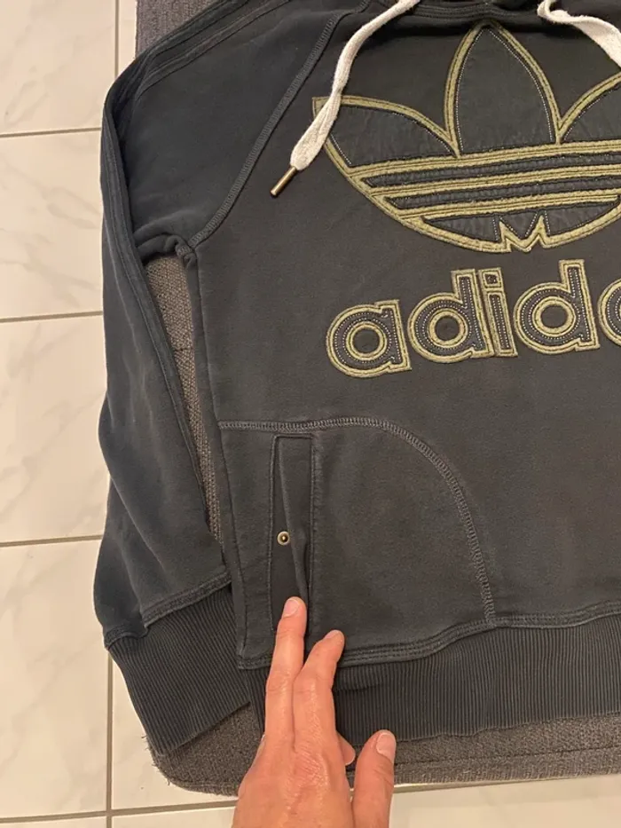Sweat à capuche adidas vintage noir taille S – Poches pression, grand trèfle kaki & noir superposé - photo numéro 5