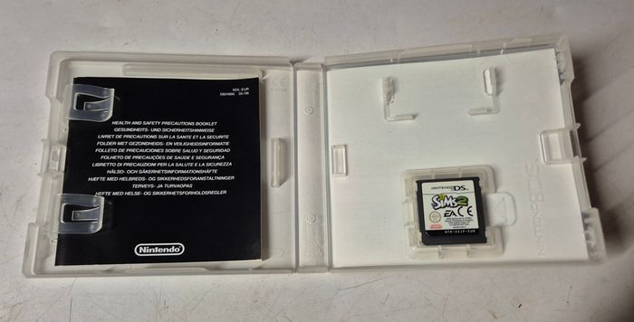Nintendo DS Les Sims 2 Animaux & Cie complet jeu video - photo numéro 3