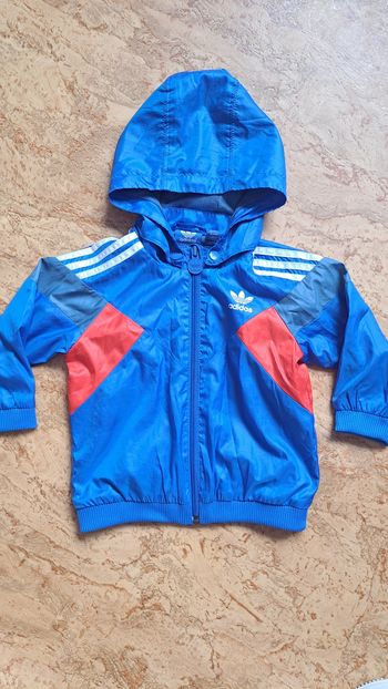 Veste type K-way Adidas 9/12 mois 