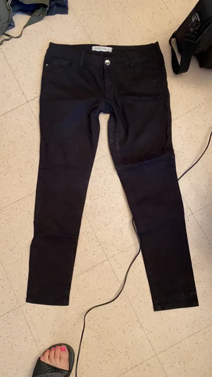 Jean taille 44 noir