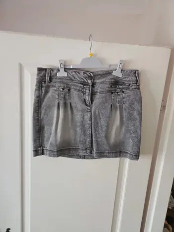 Mini jupe grise vielli