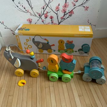 Eléphant d'activités à tirer - Les Papoum - Moulin Roty