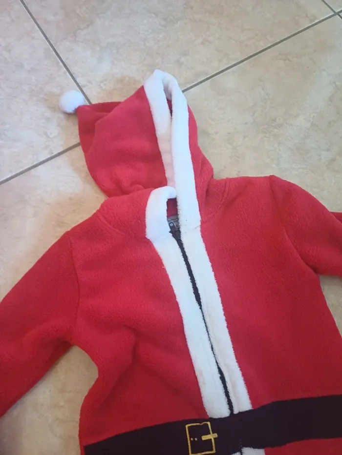 Pyjama père Noël 6 ans - photo numéro 2