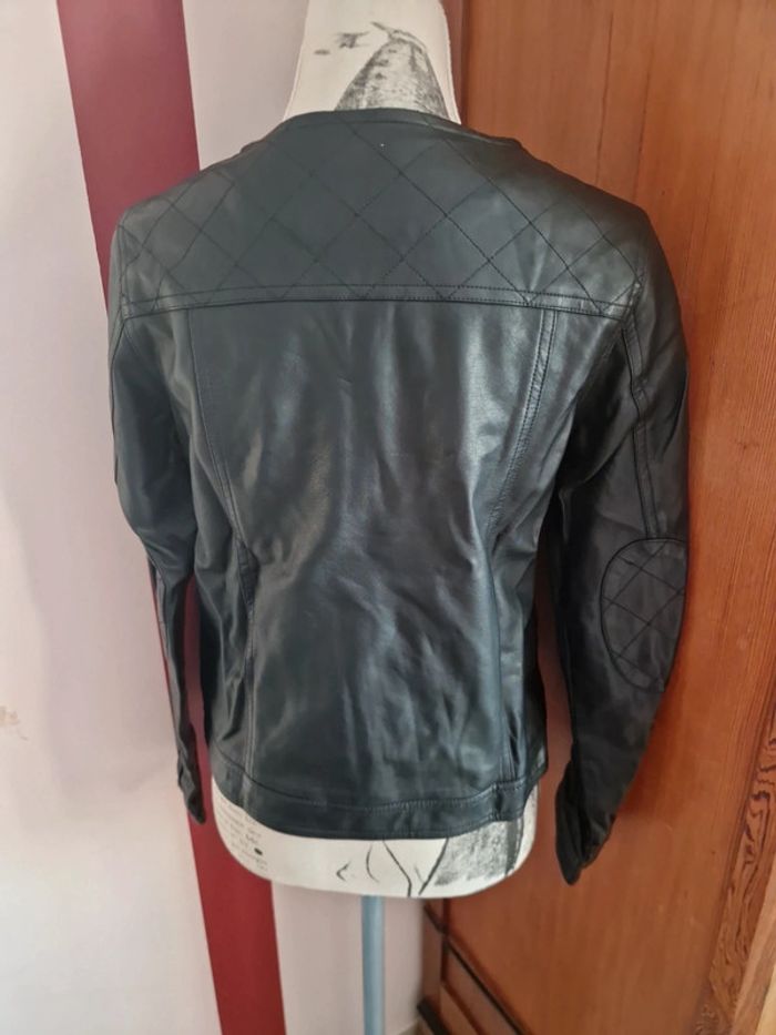 Veste noire imitation cuir - photo numéro 5